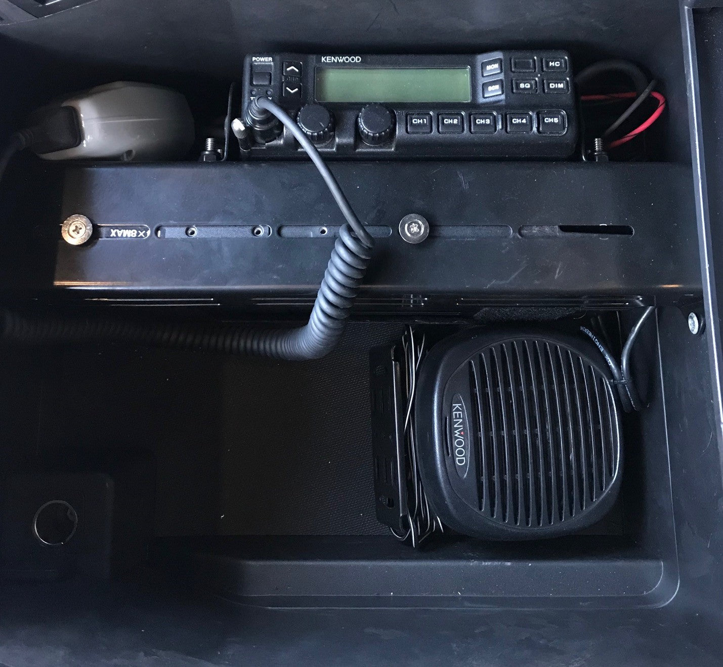 2017-2020 Raptor and 2017-2021 SuperDuty 110W Kenwood Radio Center