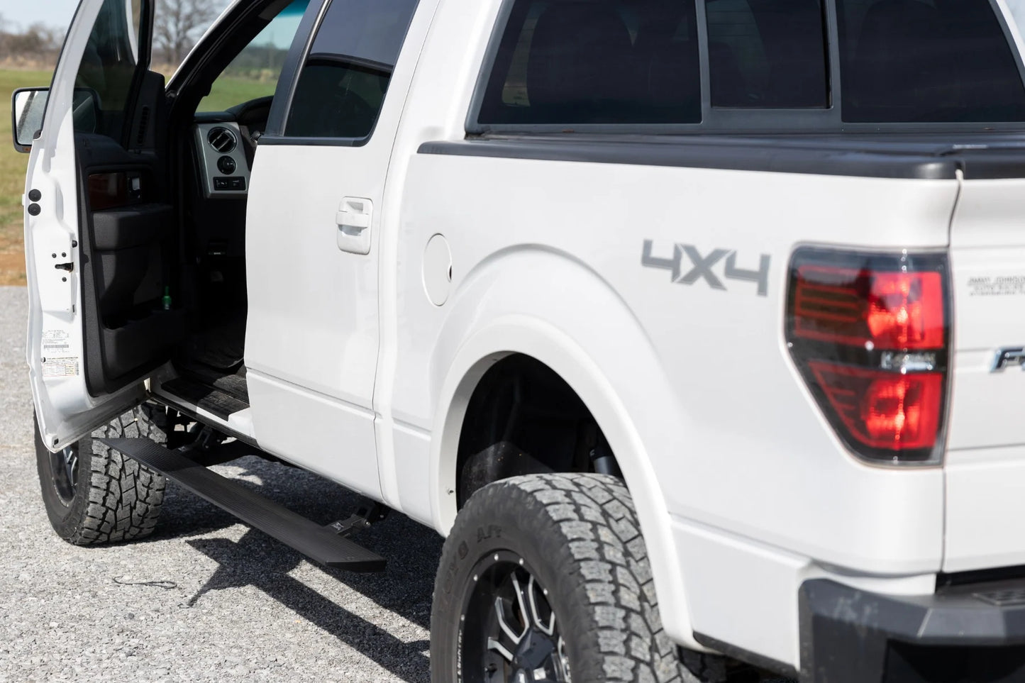 Rough Country Dual Electric Motor Power Running Boards - 2010-2014 Ford Raptor