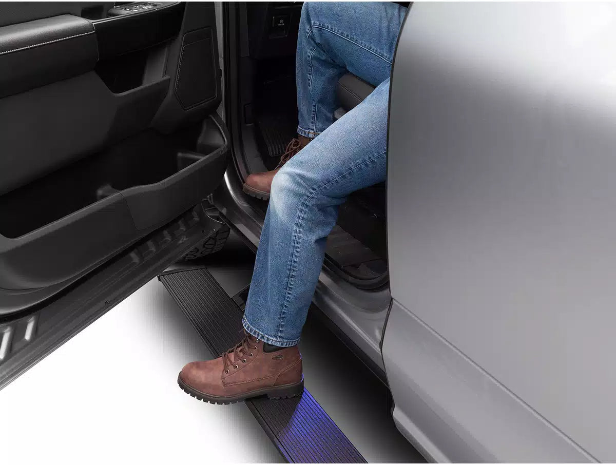 AMP Power Steps - 2021 Ram 1500 Crew Cab