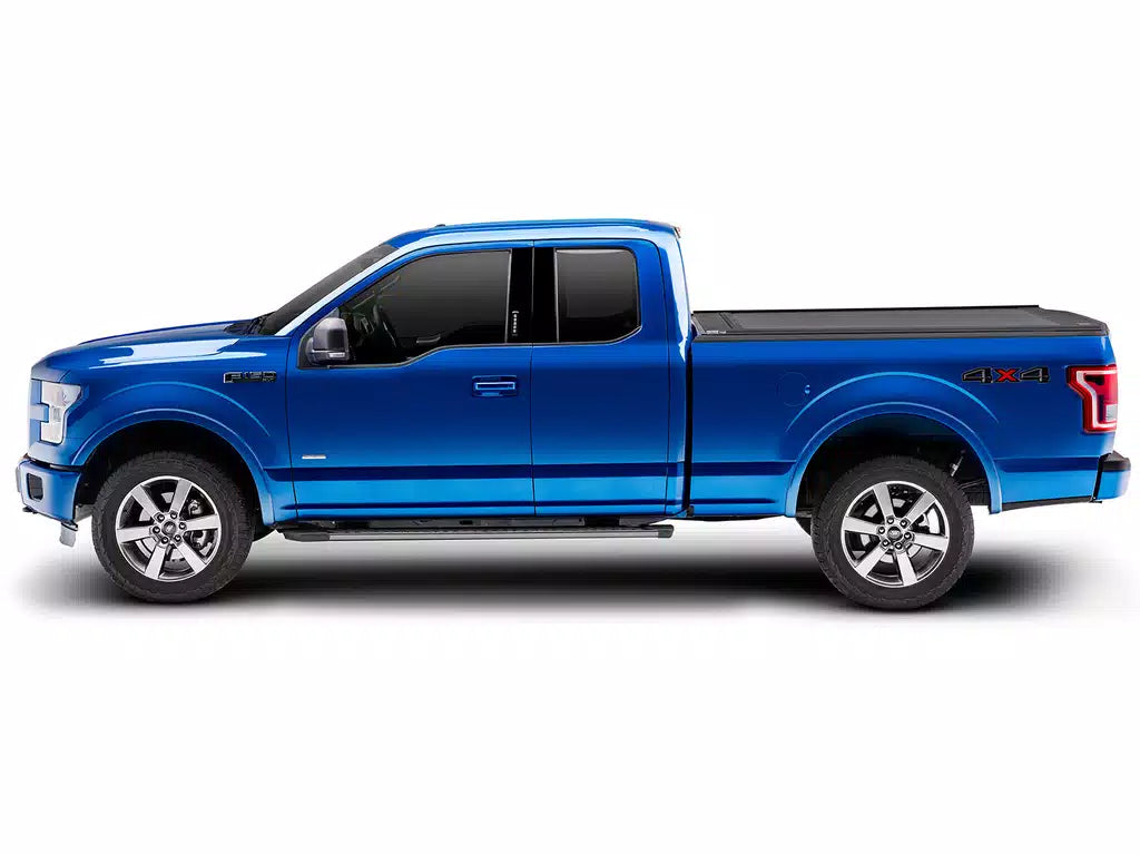 2023+ GMC AT4 Retrax ONE MX Manual Retractable Tonneau Cover