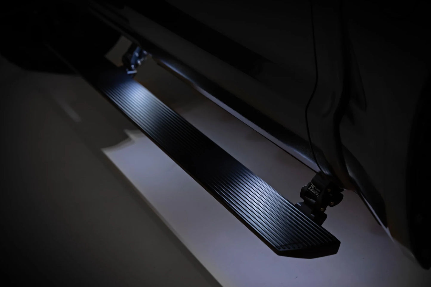 Rough Country 2017-2025 Ford Raptor Power Running Boards