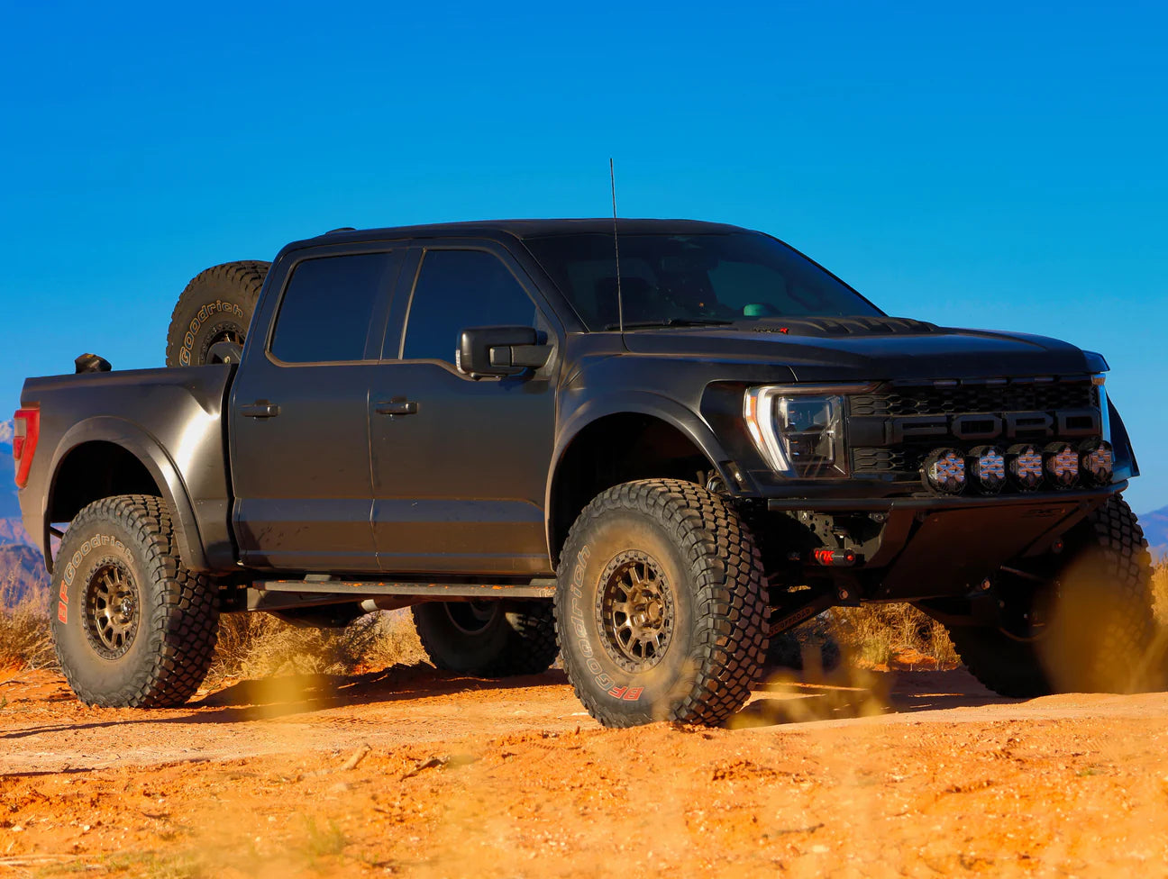 Mcneil 2021+ Ford Raptor (Gen 3) +4 Off Road Fiberglass Bedsides 5.5 Bed