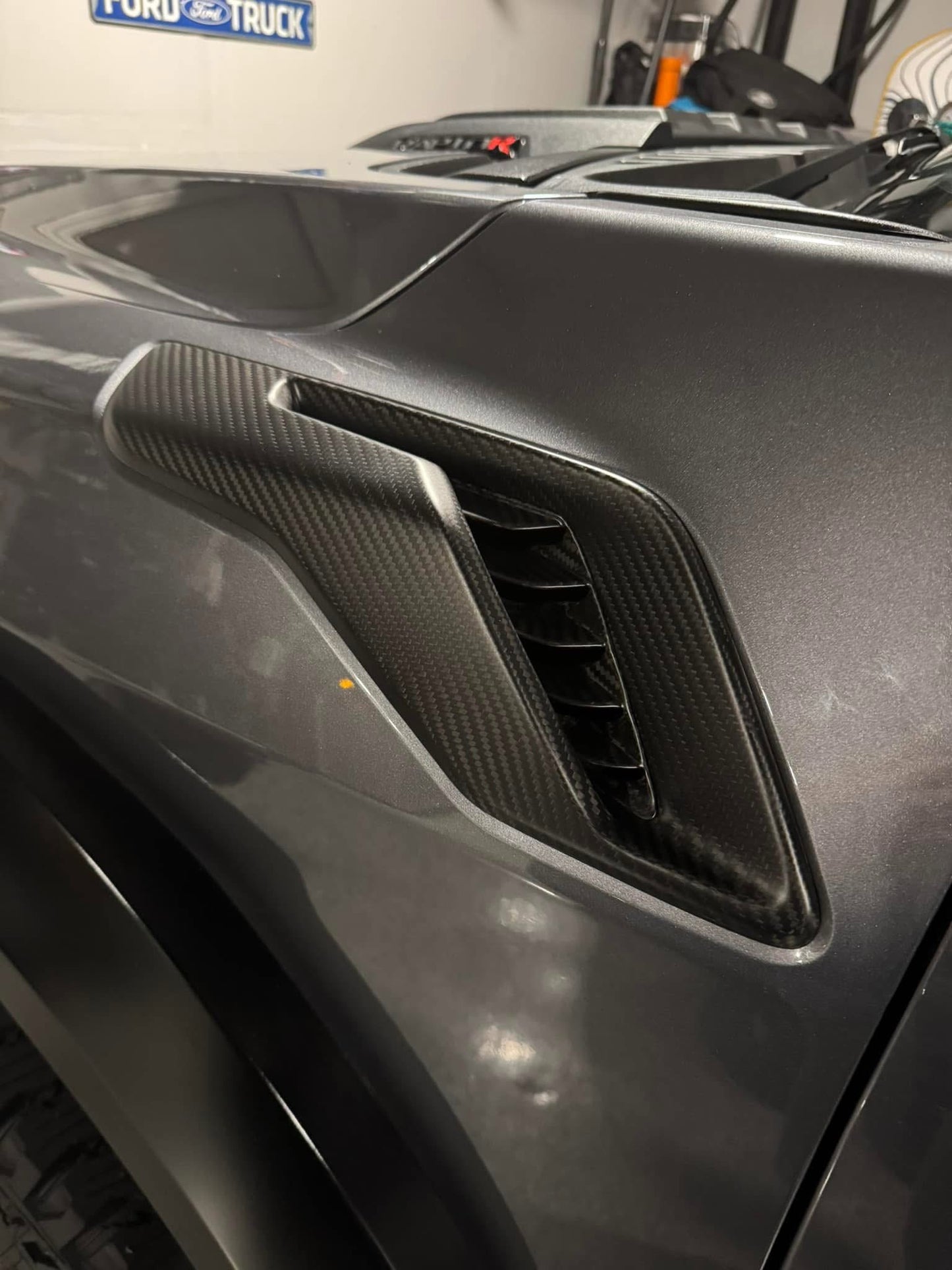 Vorsteiner Ford F-150 Raptor R Fender Side Vents - Carbon Fiber PP 2x2