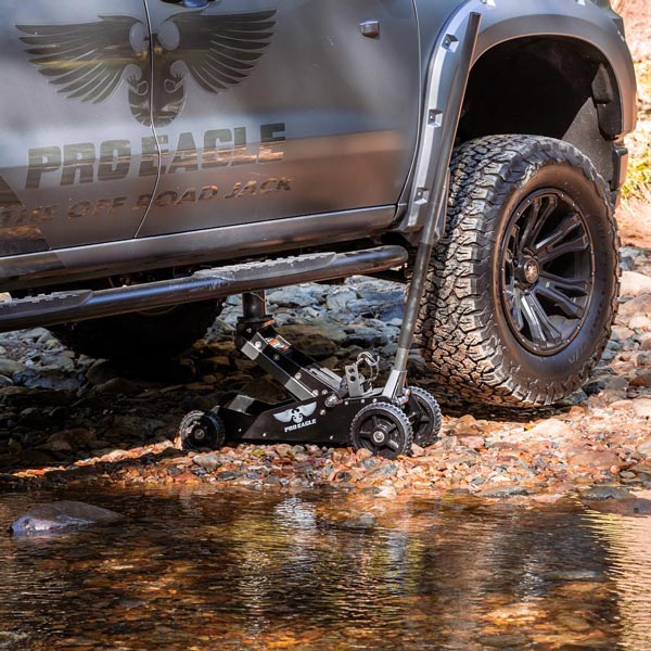 PRO EAGLE 3 TON BIG WHEEL OFF ROAD JACK "KRATOS"
