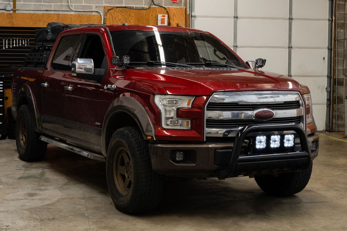 Diode Dynamics Brand Logo SS5 CrossLink 3-Pod LED Light Bar