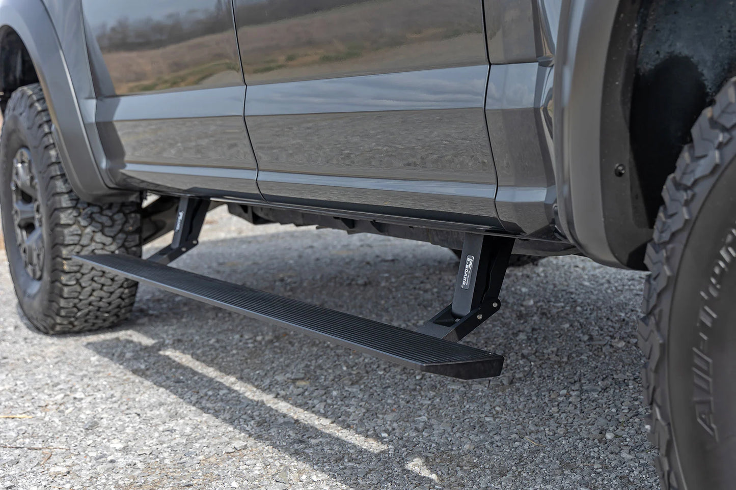 Rough Country 2017-2025 Ford Raptor Power Running Boards