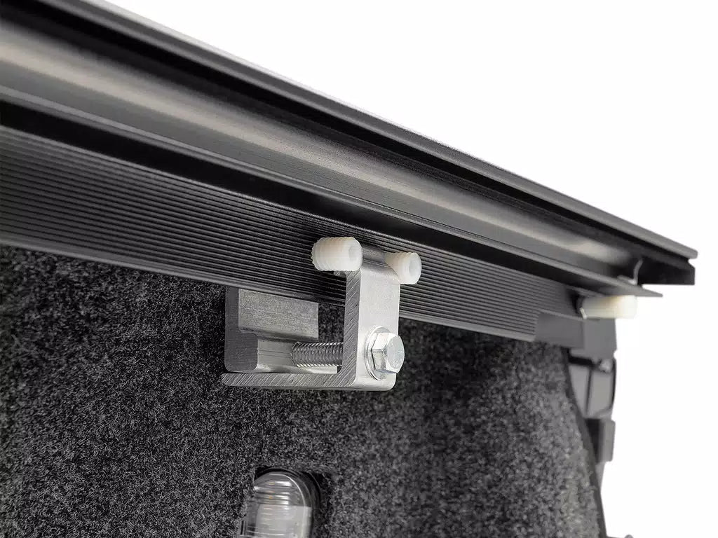 2023+ GMC AT4 Retrax ONE MX Manual Retractable Tonneau Cover