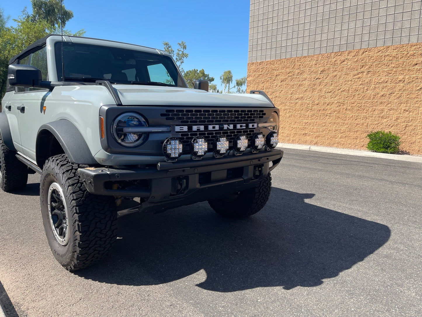 2022 Bronco Raptor Front Light Mount Kit - Use Any Light