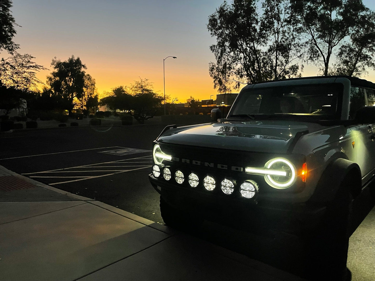 2022 Bronco Raptor Front Light Mount Kit - Use Any Light