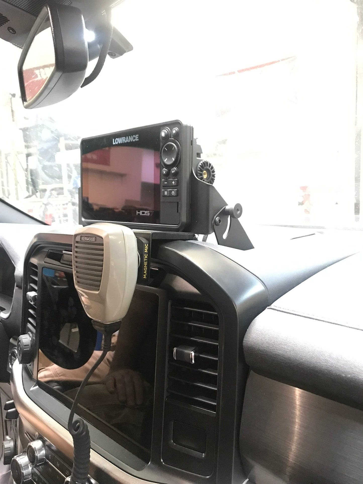 2021 - 2023 F150 and Raptor Center Dash Fold Down GPS mount - HDS7 Carbon