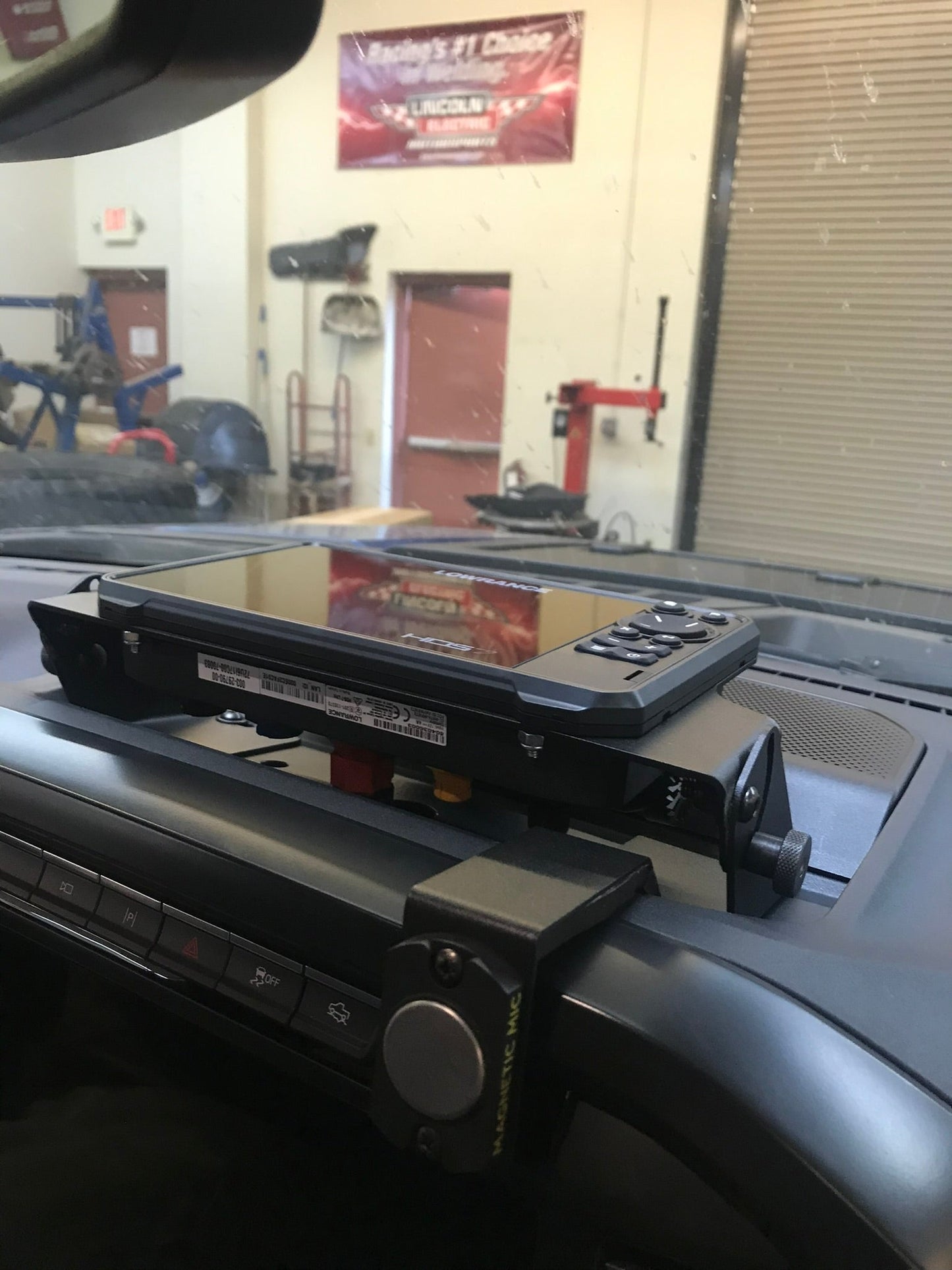 2021 - 2023 F150 and Raptor Center Dash Fold Down GPS mount - HDS7 Carbon