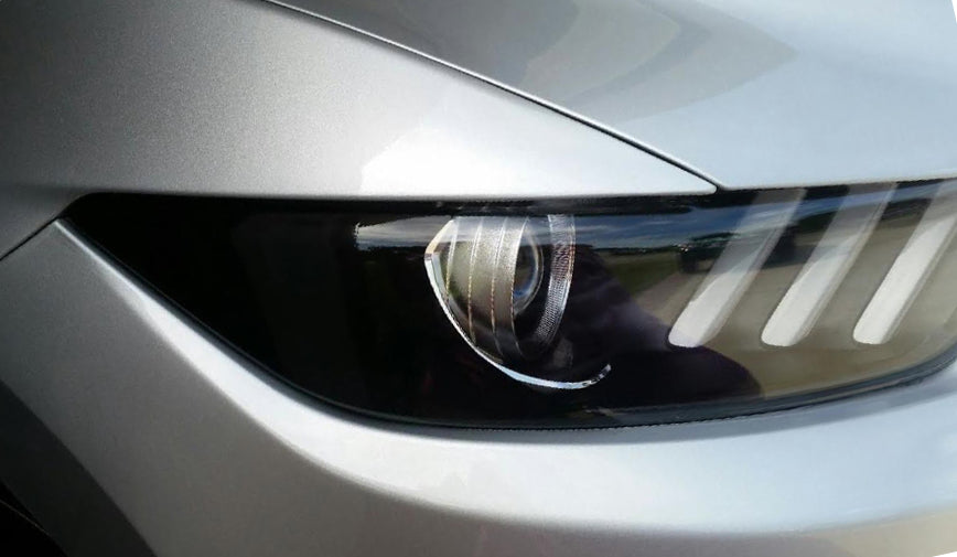 Headlight Amber Corner Vinyl Black Out (2015-2017 MUSTANG, 2016-2020 GT350 & 2020-2022 GT500)