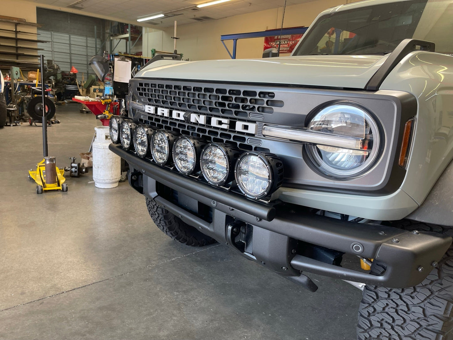 2022 Bronco Raptor Front Light Mount Kit - Use Any Light