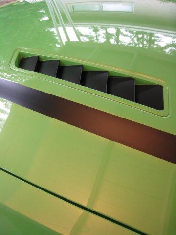 Hood Extractor Accents (2013-2014 Mustang GT)