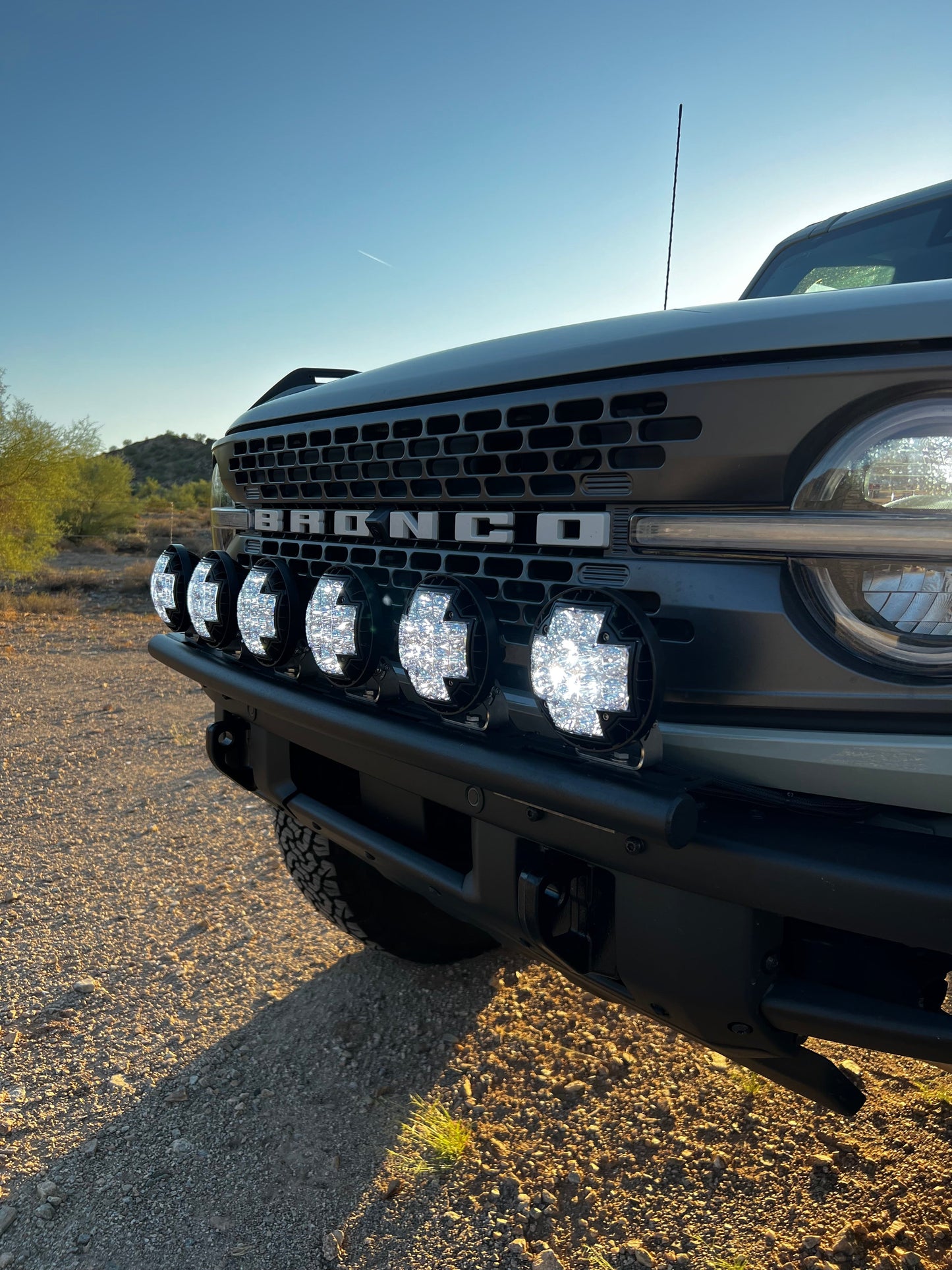 2022 Bronco Raptor Front Light Mount Kit - Use Any Light