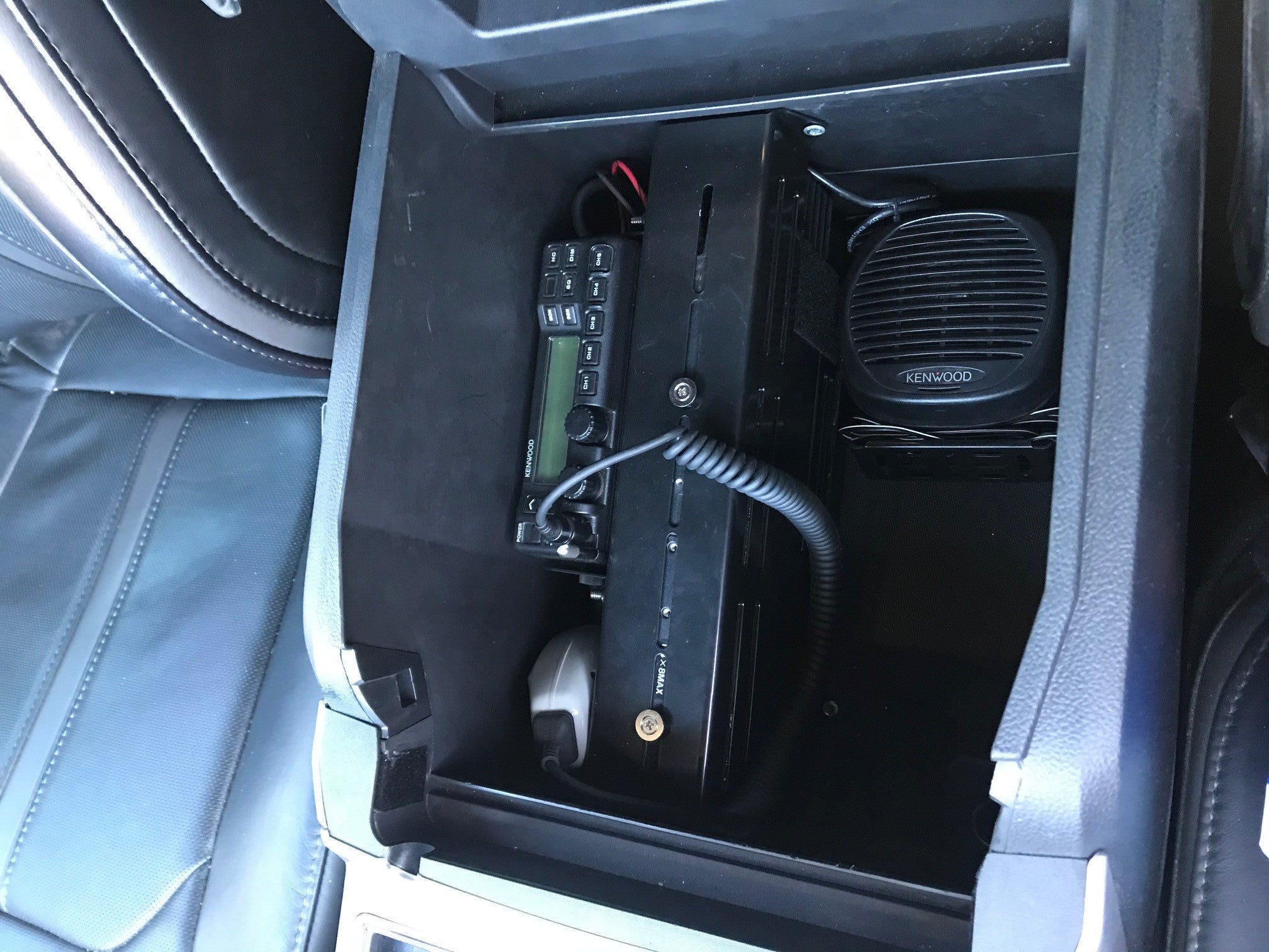 2017-2020 Raptor and 2017-2021 SuperDuty 110W Kenwood Radio Center