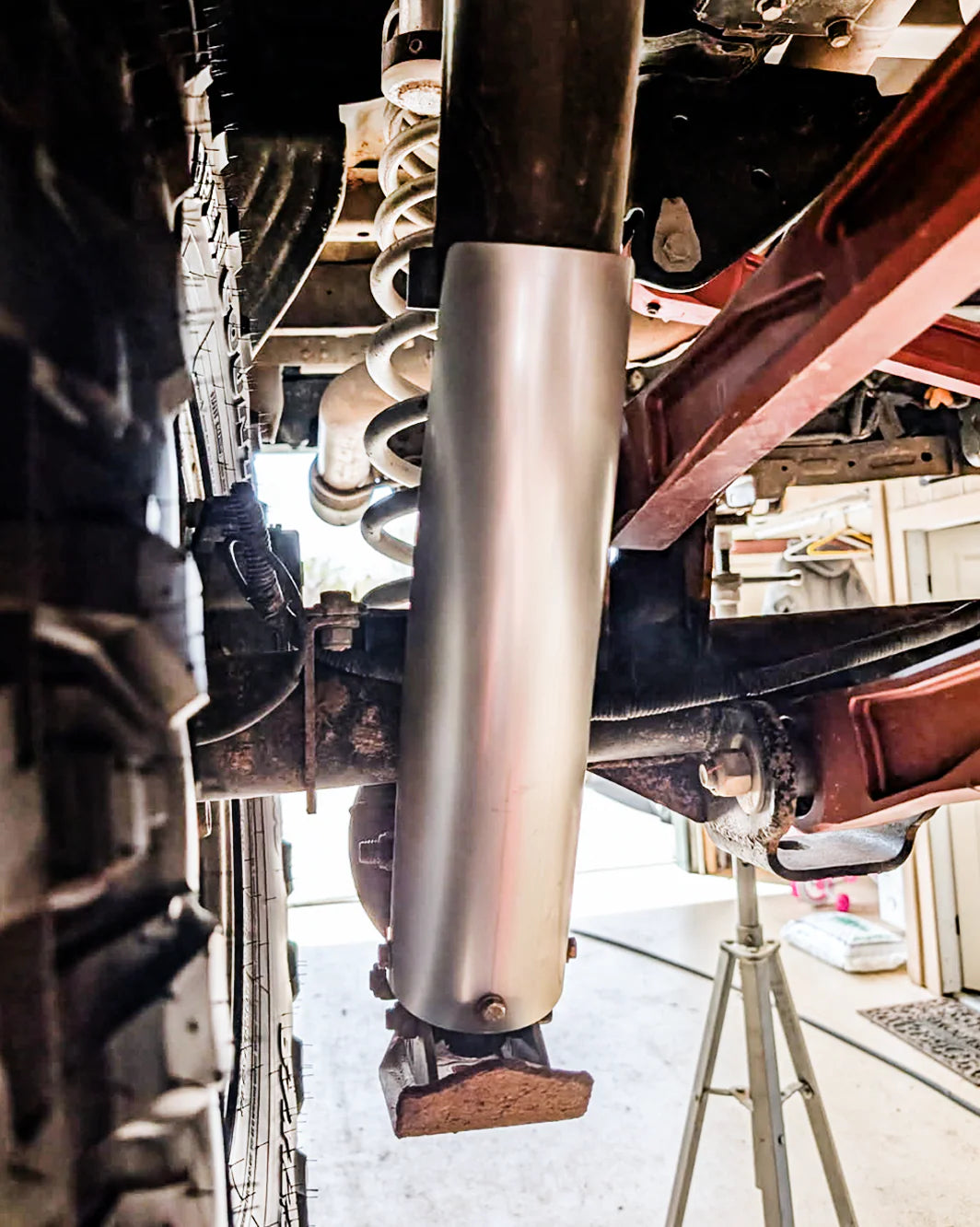 Rear Shock Guard Kit (FOX 3.2 Live Valve Internal Bypass) Gen 3 Raptor