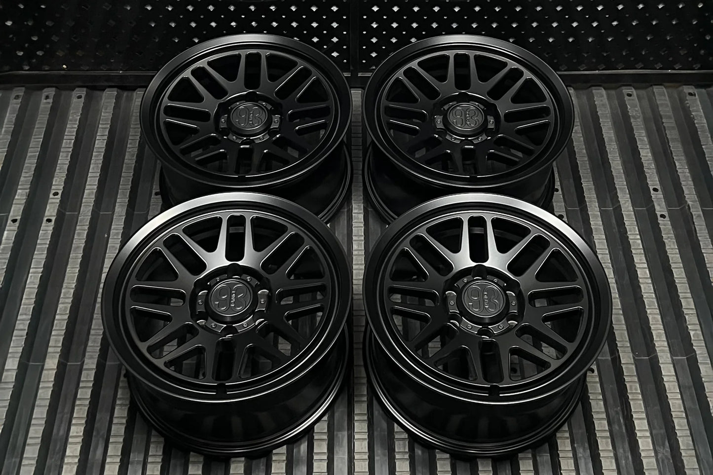 9&3 Wheels FRS-01 | 6061-T6 Forged | Smooth Lip | Black