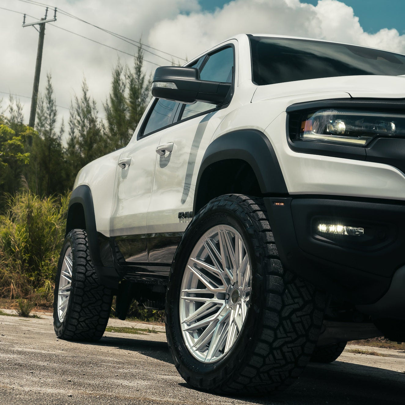 Vossen HF6-5 - Hybrid Forged 6 Lug - TRX