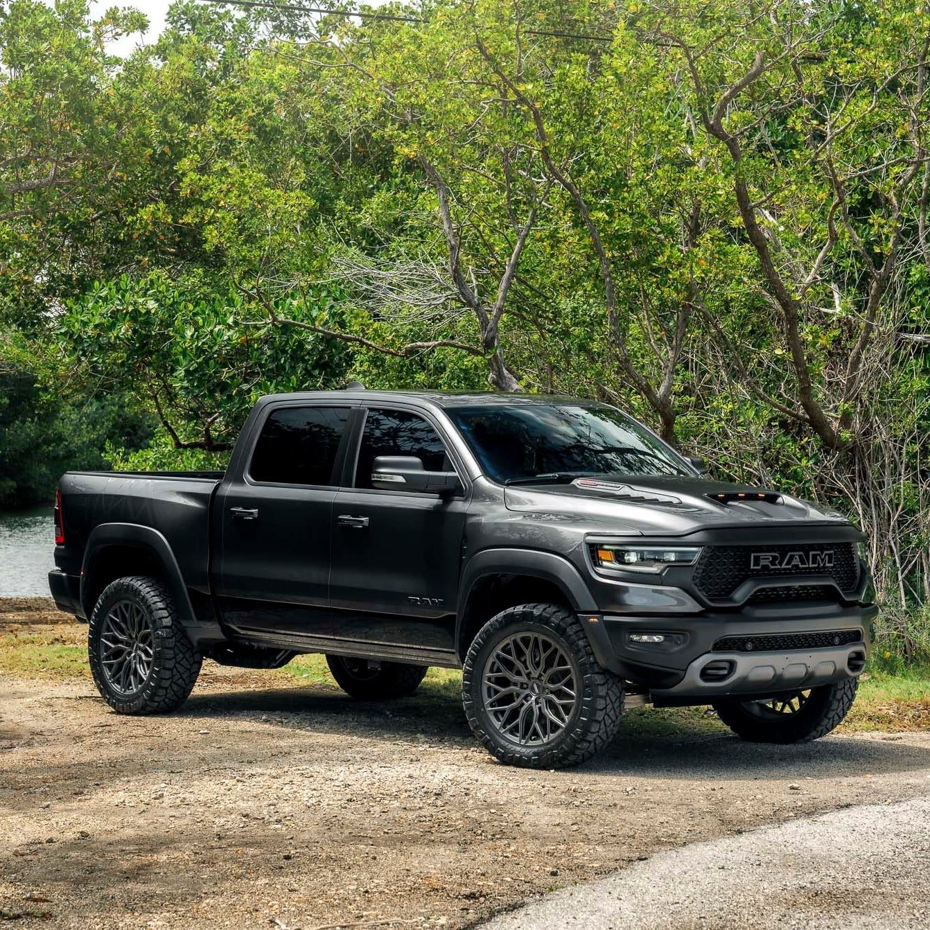 Vossen HF6-3 - Hybrid Forged 6 Lug - TRX