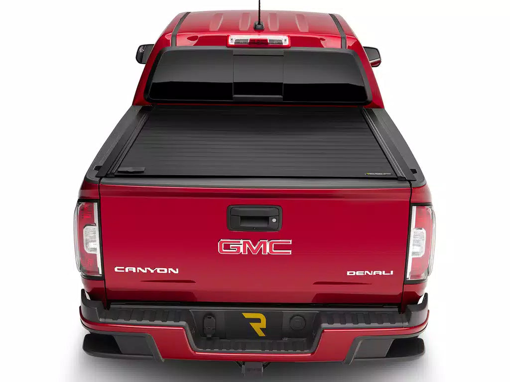 RetraxPRO MX Manual Retractable Tonneau Cover - 2024 Ford Ranger Raptor