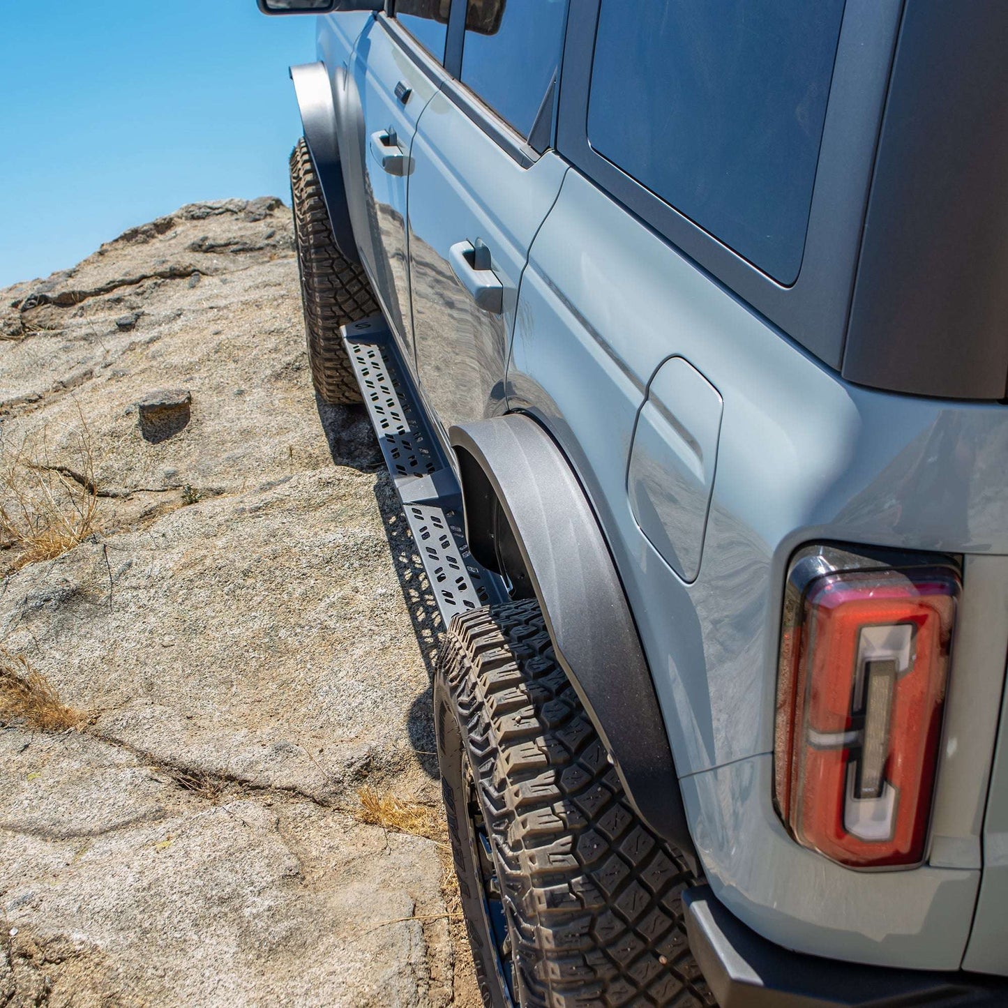 2021-2026 Ford Bronco Side Step 4-Door