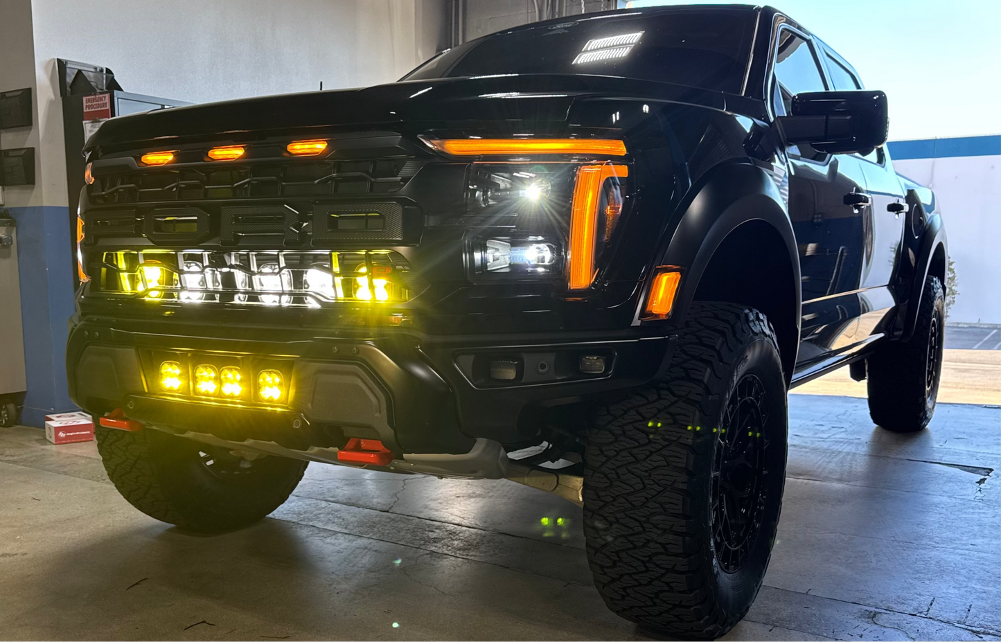 2023-2025 Ford Raptor/R Center Fog Light Kit - Baja Designs Lighting