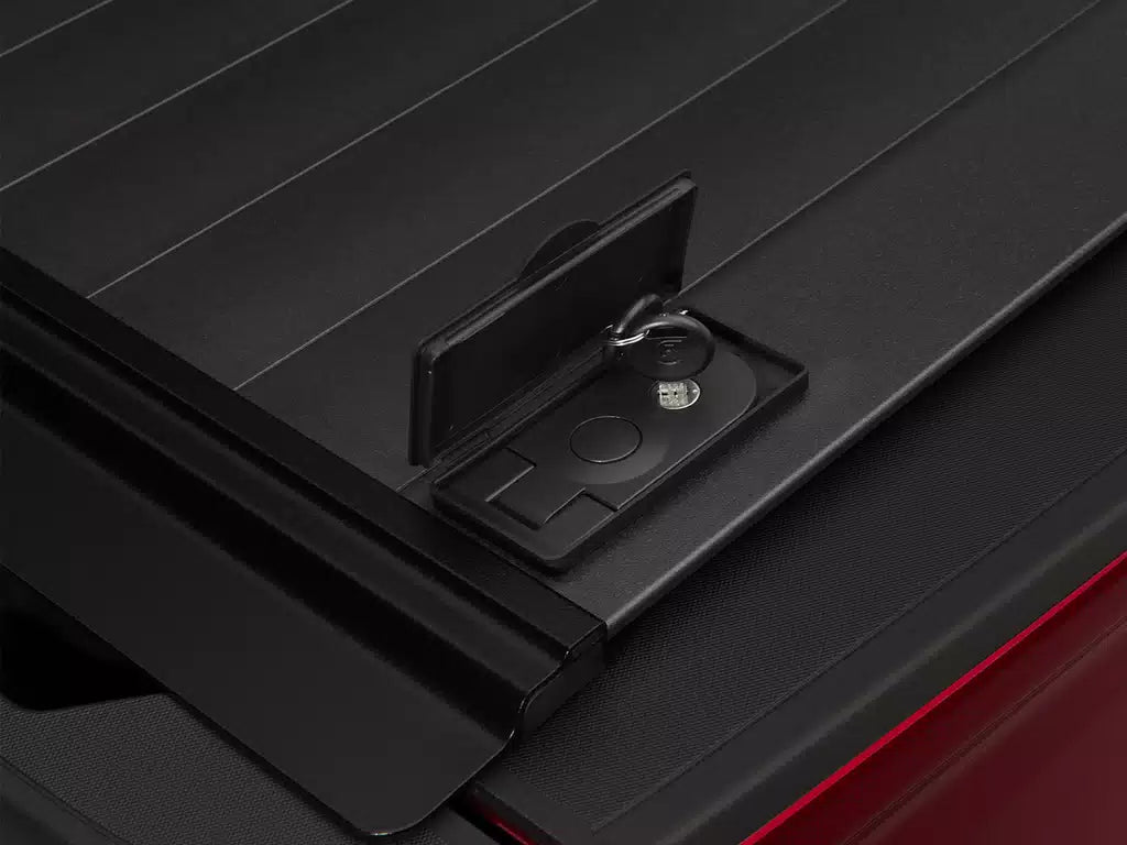 RetraxPRO MX Manual Retractable Tonneau Cover - 2024 Ford Ranger Raptor