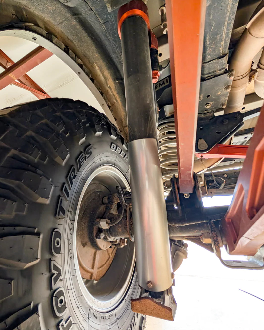 Rear Shock Guard Kit (FOX 3.2 Live Valve Internal Bypass) Gen 3 Raptor