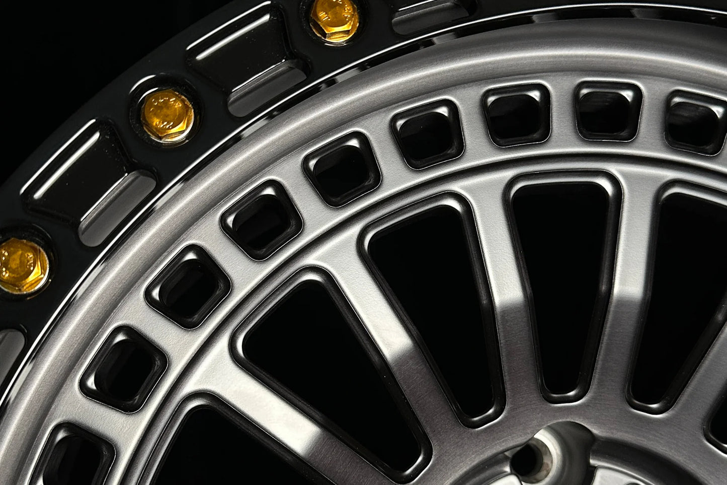9&3 Wheels FR-19R | 6061-T6 Forged | Simulated Beadlock w/ Removable Ring