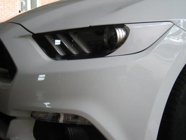 Headlight Amber Corner Vinyl Black Out (2015-2017 MUSTANG, 2016-2020 GT350 & 2020-2022 GT500)