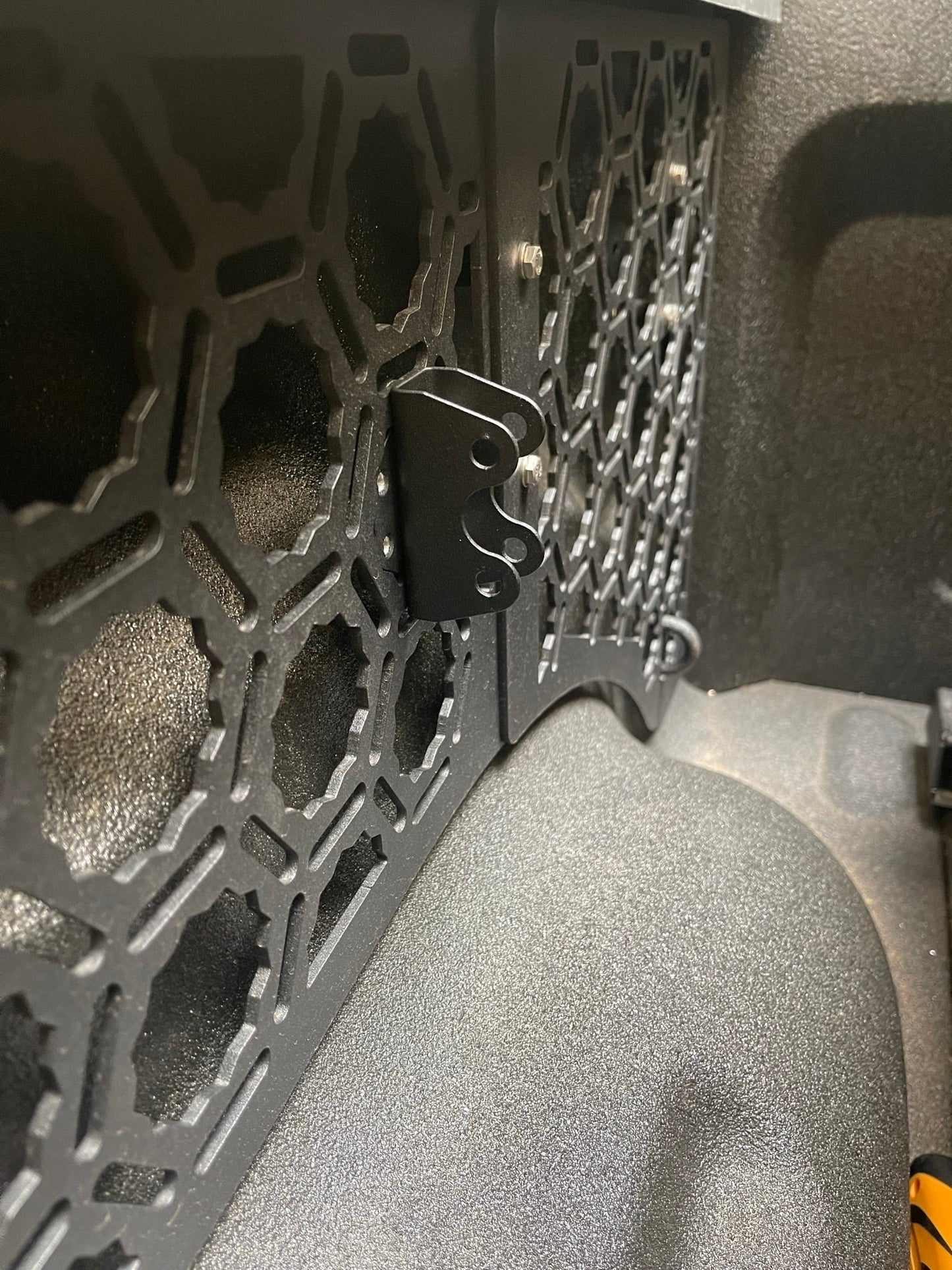 Ram RHO - Bed Organizer Panel kit - one side