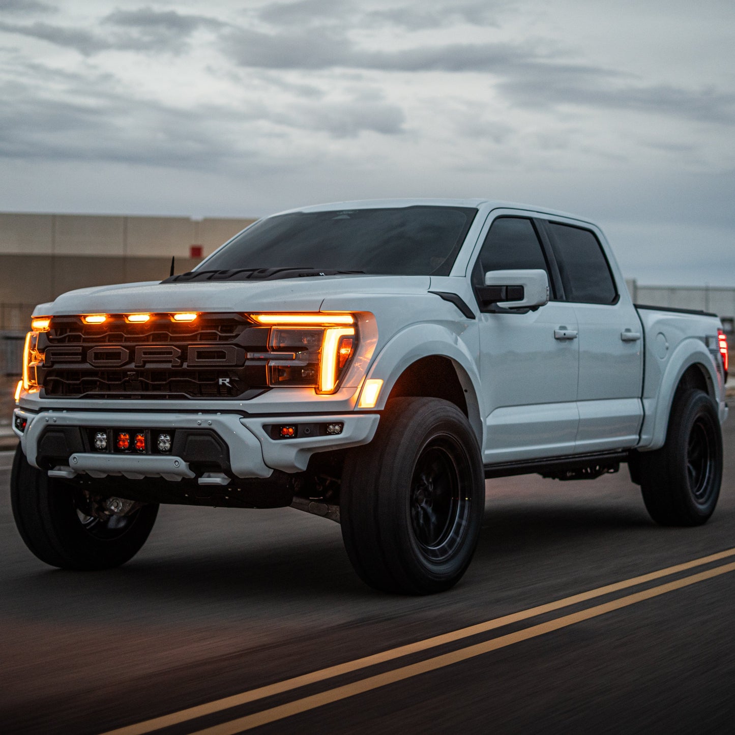 2023-2025 Ford Raptor/R Center Fog Light Kit - Baja Designs Lighting