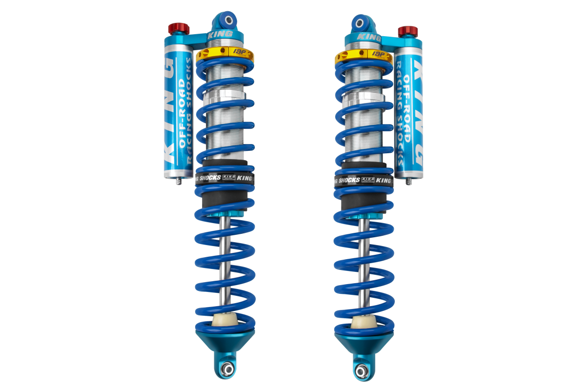 King Shocks 15+ Turbo, 16+ Non-Turbo Can-Am Maverick 2.5 Front Coilover W/Adjuster