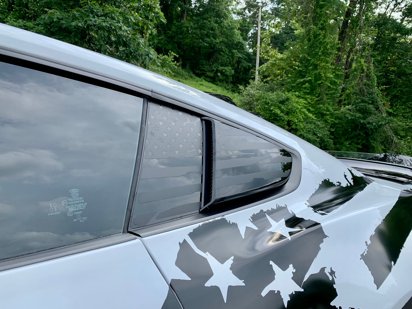 Quarter Window American Flag (2015-2023 Mustang)