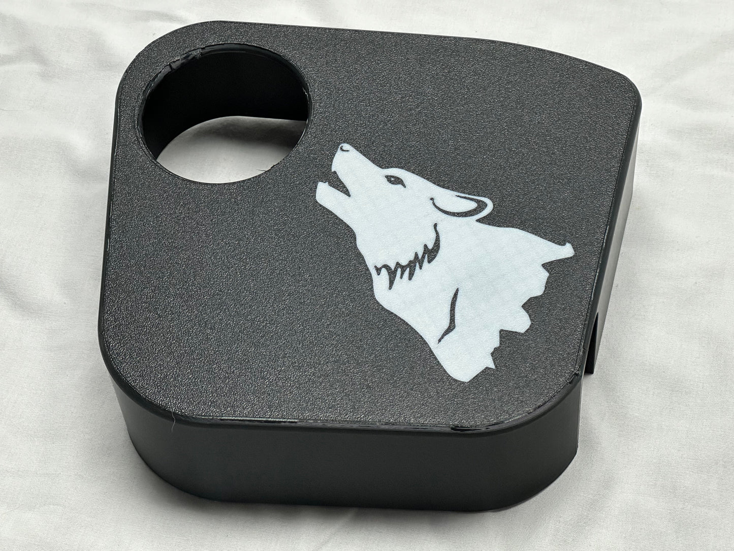 Coolant Tank Cover with Coyote Howling (2024+ Mustang)