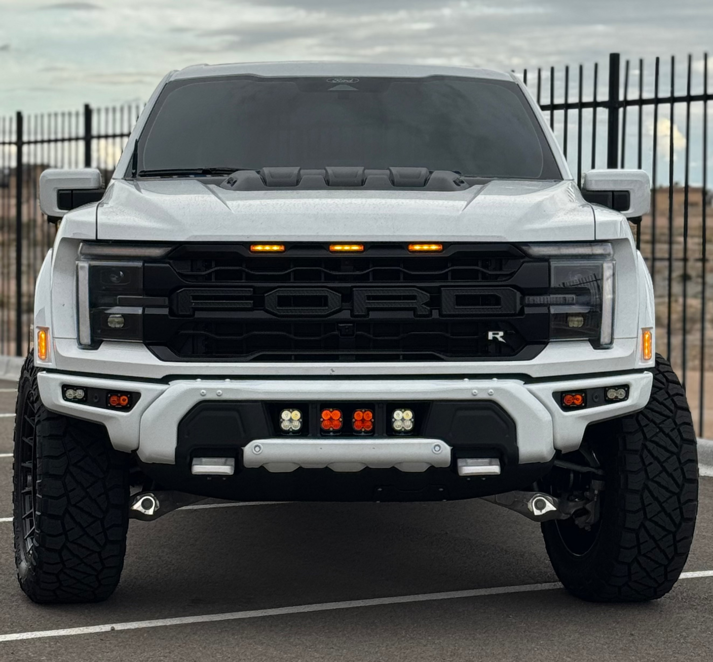 2023-2025 Ford Raptor/R Center Fog Light Kit - Baja Designs Lighting