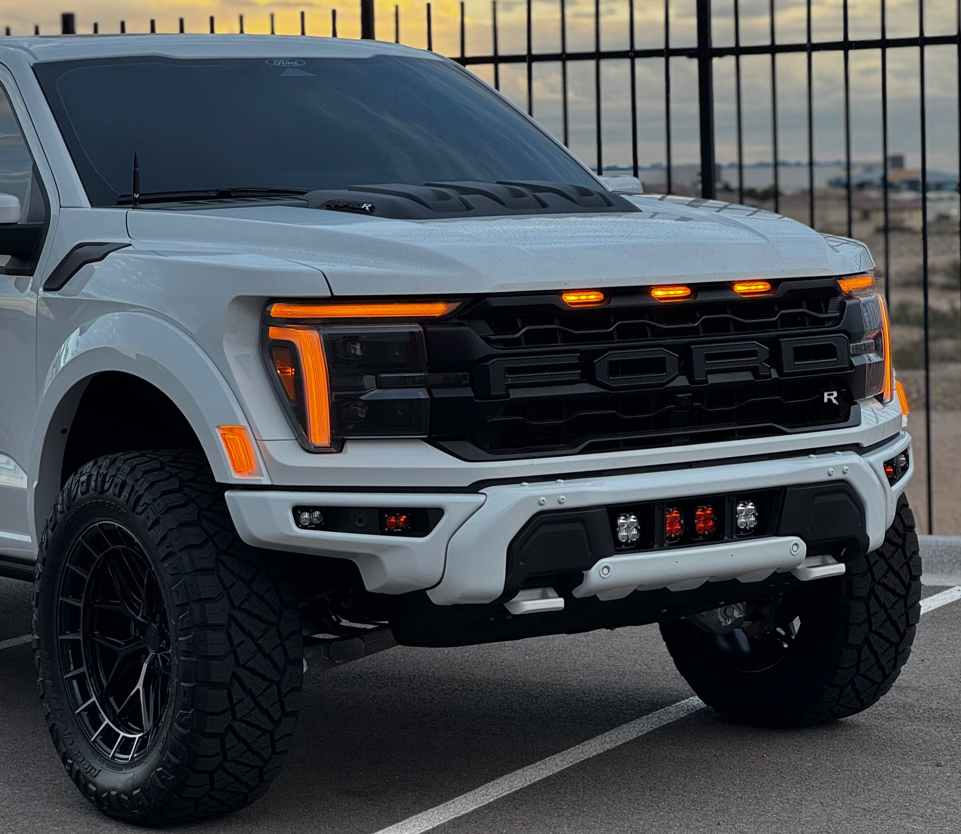 2023-2025 Ford Raptor/R Center Fog Light Kit - Baja Designs Lighting ...