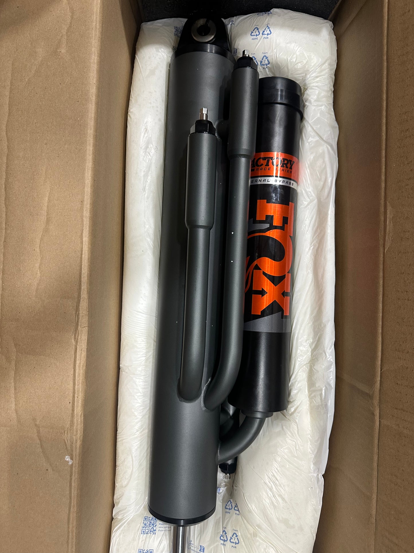 Fox 3.5 Factory Race 1in Shaft 5-Tube External Bypass 16in Piggyback Shock (PAIR)