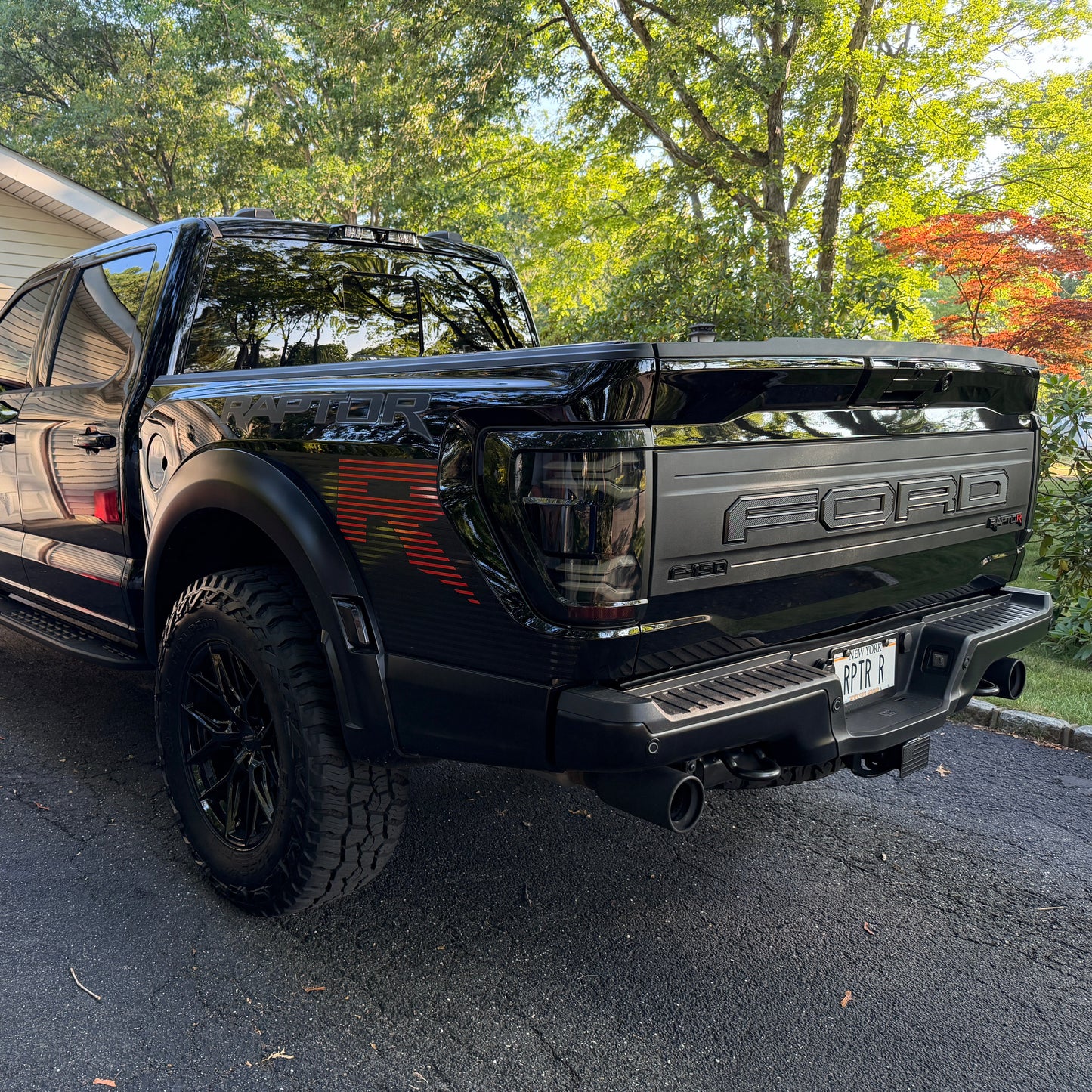 2024-2026 Ford Raptor & Raptor R LUXX-Series LED Tail Lights Black