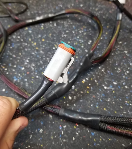 Ford Raptor Custom Wire Harness - LP6/LP9 Lighting Combo