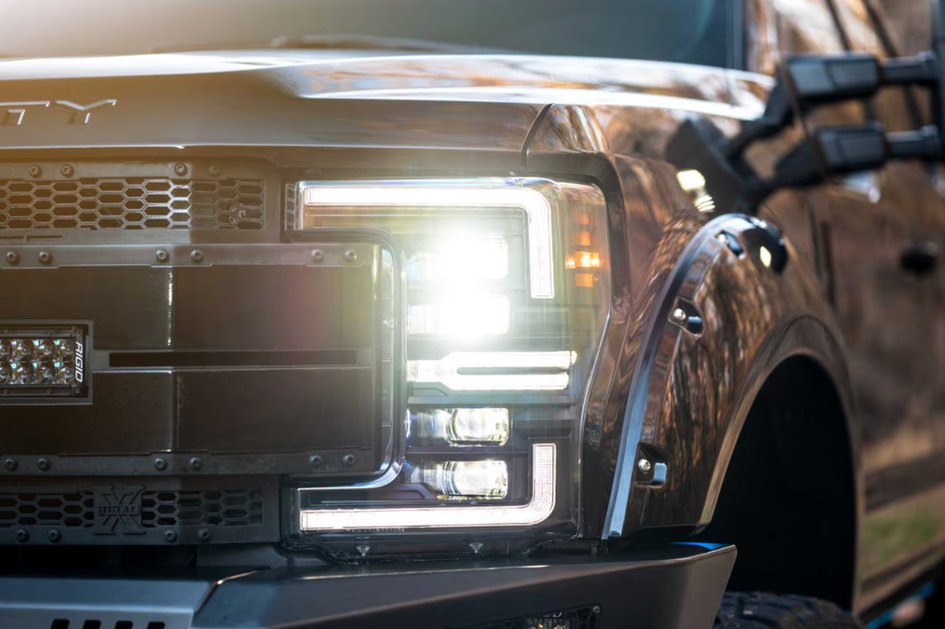 MORIMOTO FORD SUPER DUTY (17-19) XB LED HEADLIGHTS - WHITE DRL