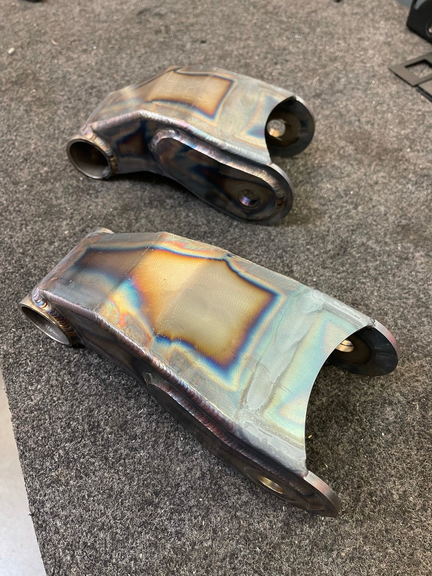 Gen 2 Raptor Shackles by Foutz Motorsports - MIG Welded